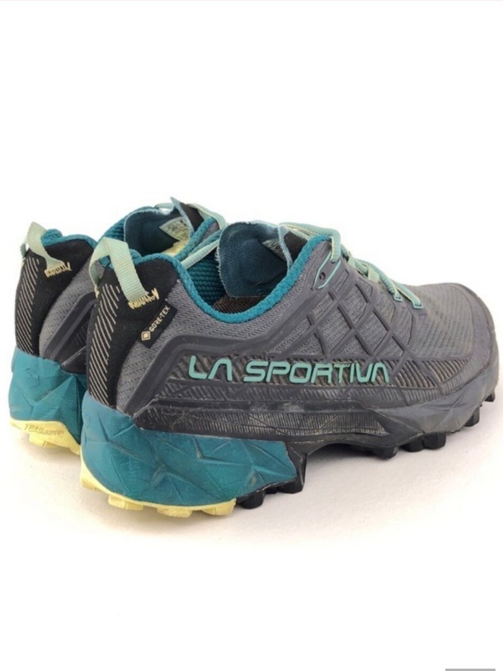 La Sportiva Akyra II Trail Running Shoes 8